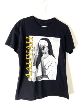 Aaliyah Black Orange White Graphic Crew Neck Tee Official Merch Distressed